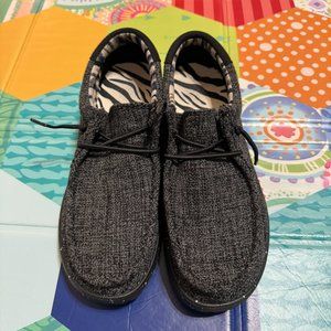 Men's Hey Dudes Size 9